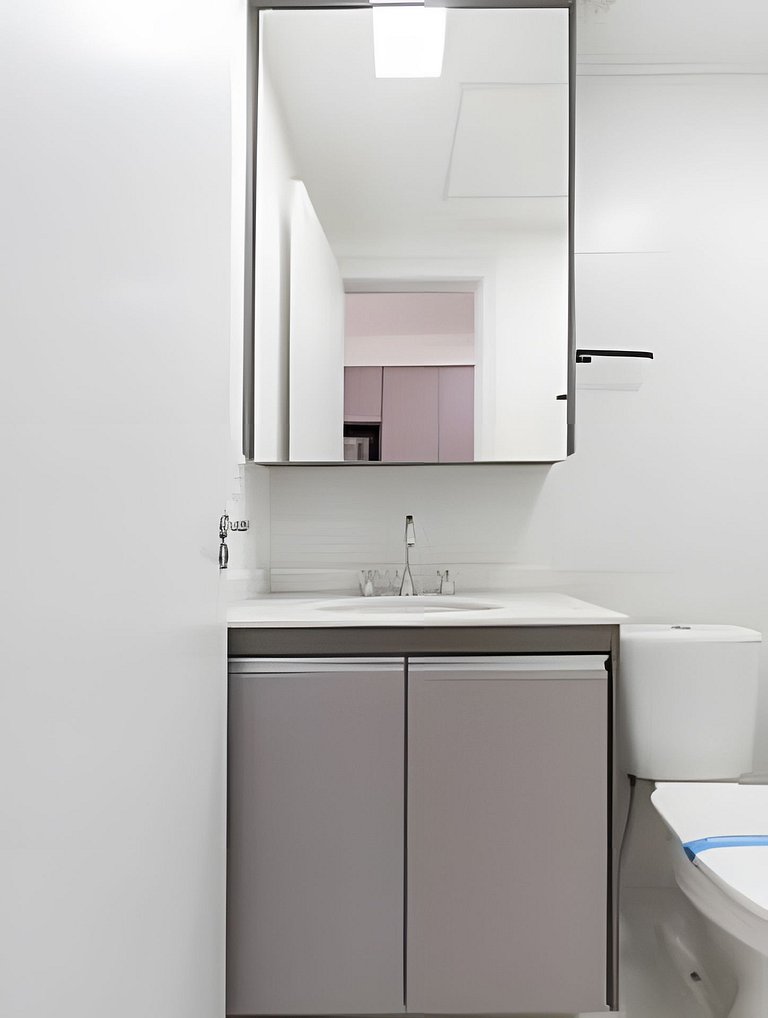 Brooklin studio: pool, gym and metro by InnVista