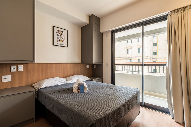 Apart cerca de la estación de metro Brooklin/Berrini.