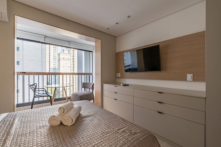 Apart cerca de la estación de metro Brooklin/Berrini.