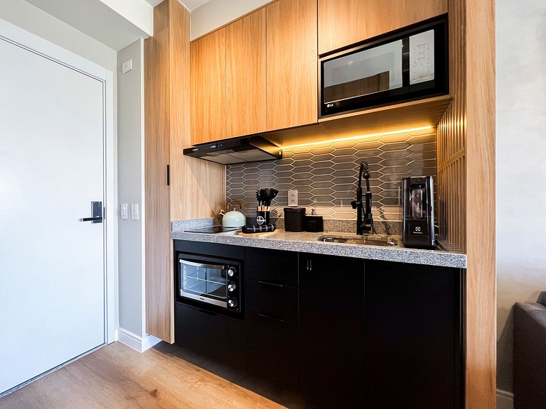 Studio with balcony 300 m from metro by InnVista