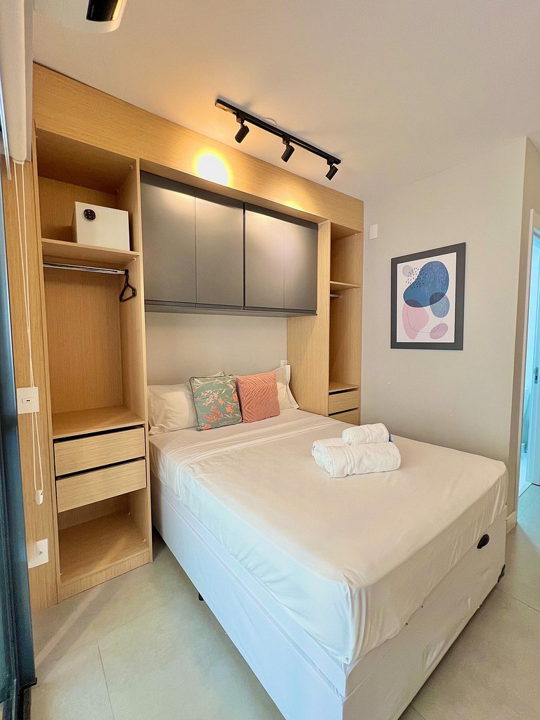 Apart cerca de la estación de metro Brooklin/Berrini.