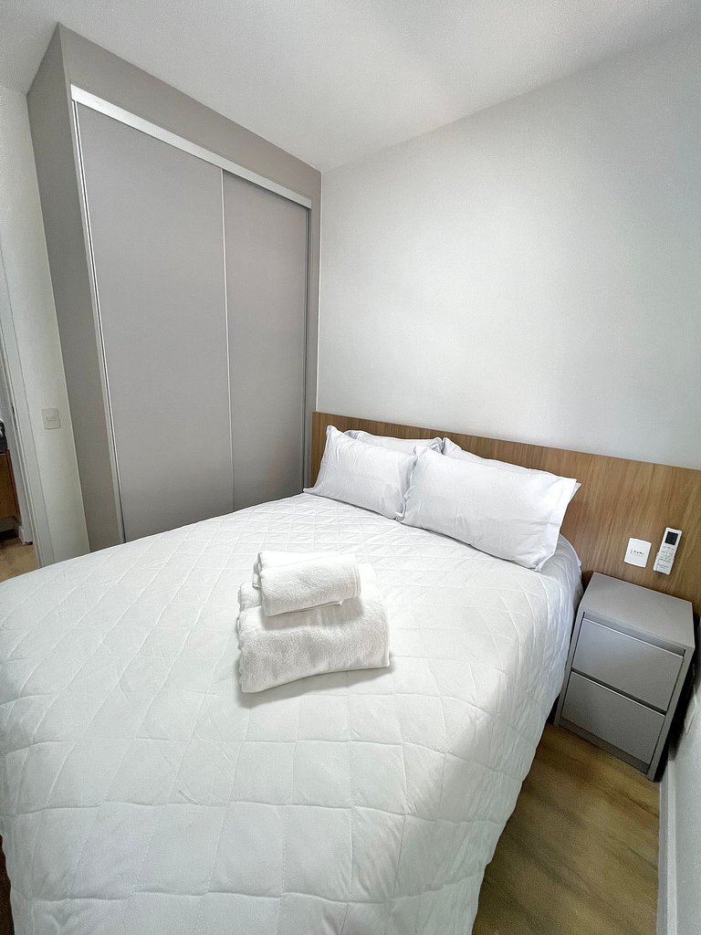 Studio Moema menos de 50m do Shopping Ibirapuera