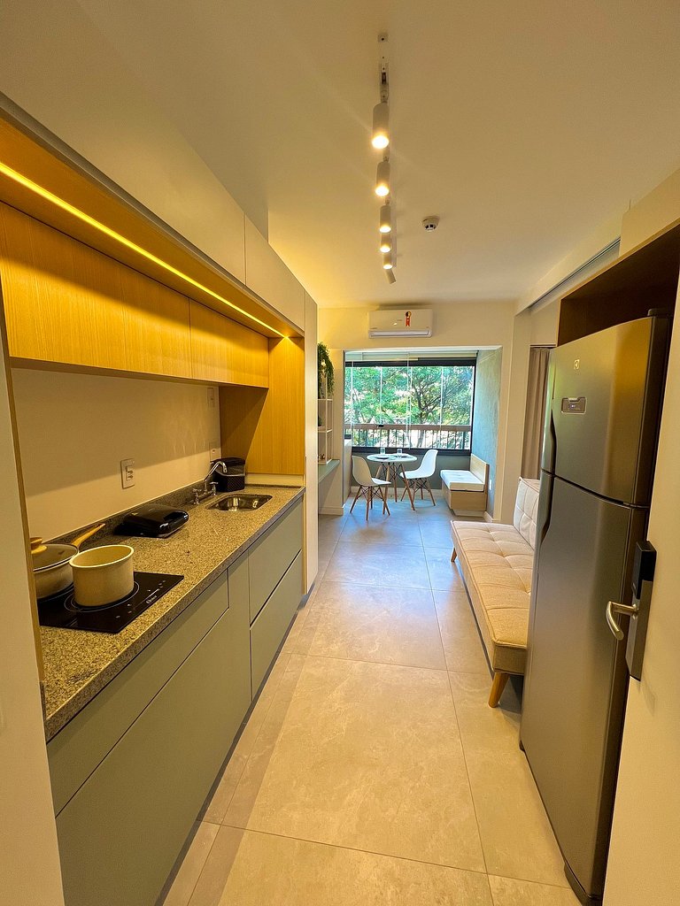 Apart cerca de la estación de metro Brooklin/Berrini.