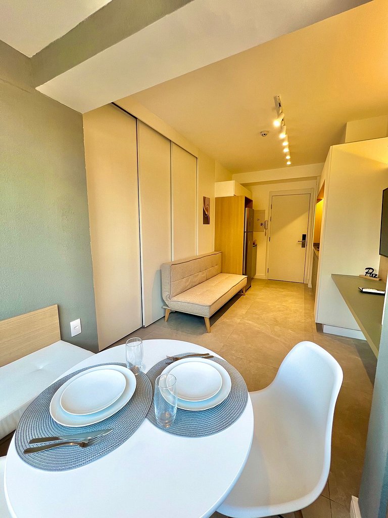 Apart cerca de la estación de metro Brooklin/Berrini.