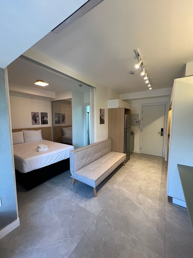 Apart cerca de la estación de metro Brooklin/Berrini.