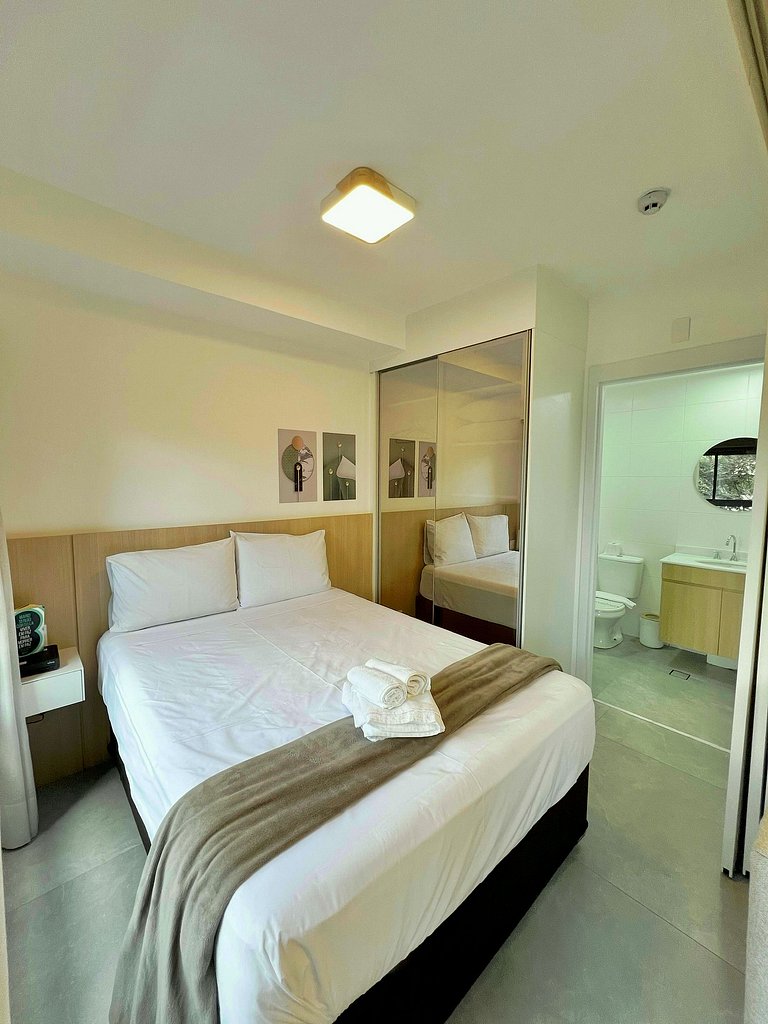 Apart cerca de la estación de metro Brooklin/Berrini.