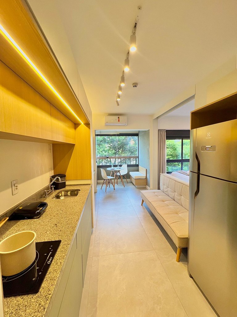 Apart cerca de la estación de metro Brooklin/Berrini.