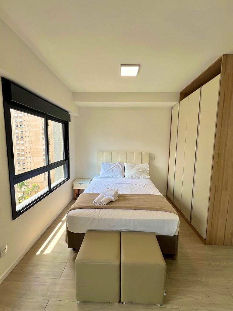 Apart cerca de la estación de metro Brooklin/Berrini.