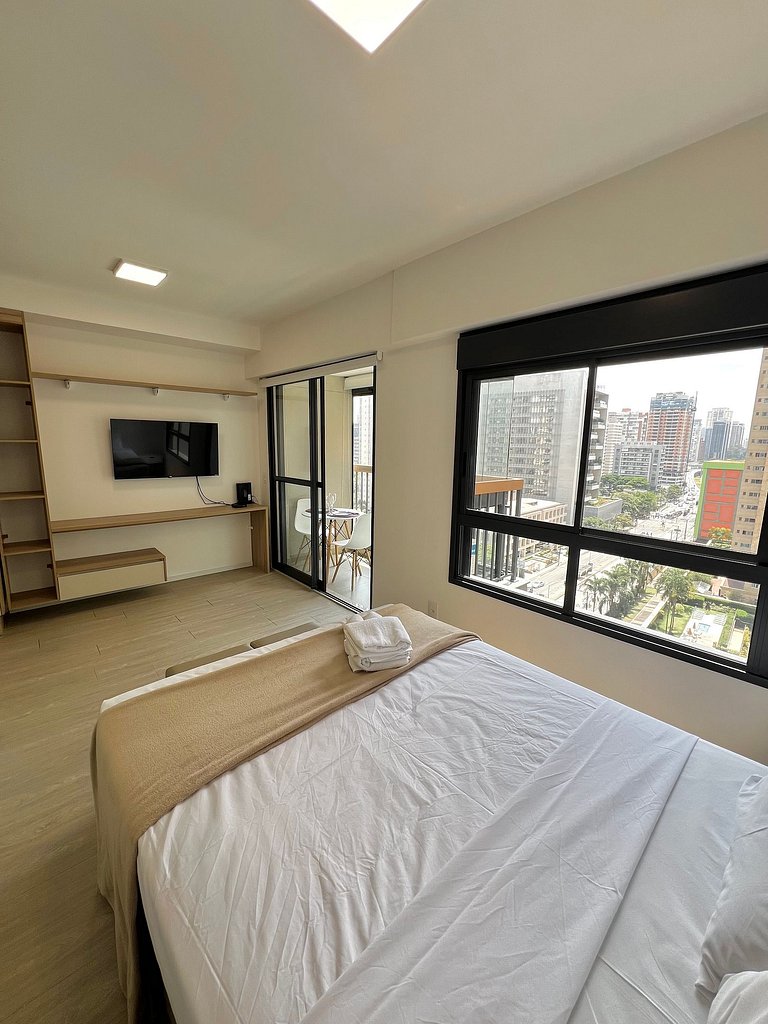 Apart cerca de la estación de metro Brooklin/Berrini.