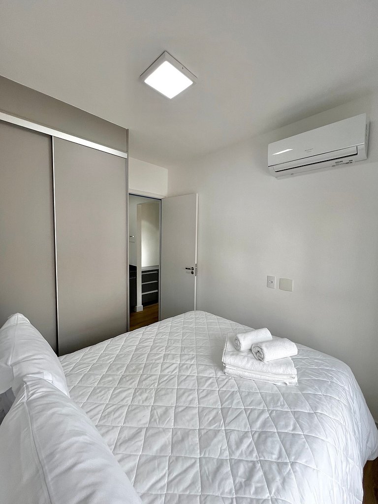 Apto 2 Dorms Moema a 50m do Shop Ibirapuera