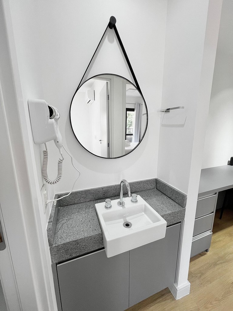 Apto 2 quartos a 50 m do Shopping by InnVista