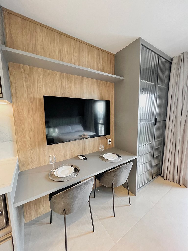 Studio for 4, 50 m from the mall by InnVista