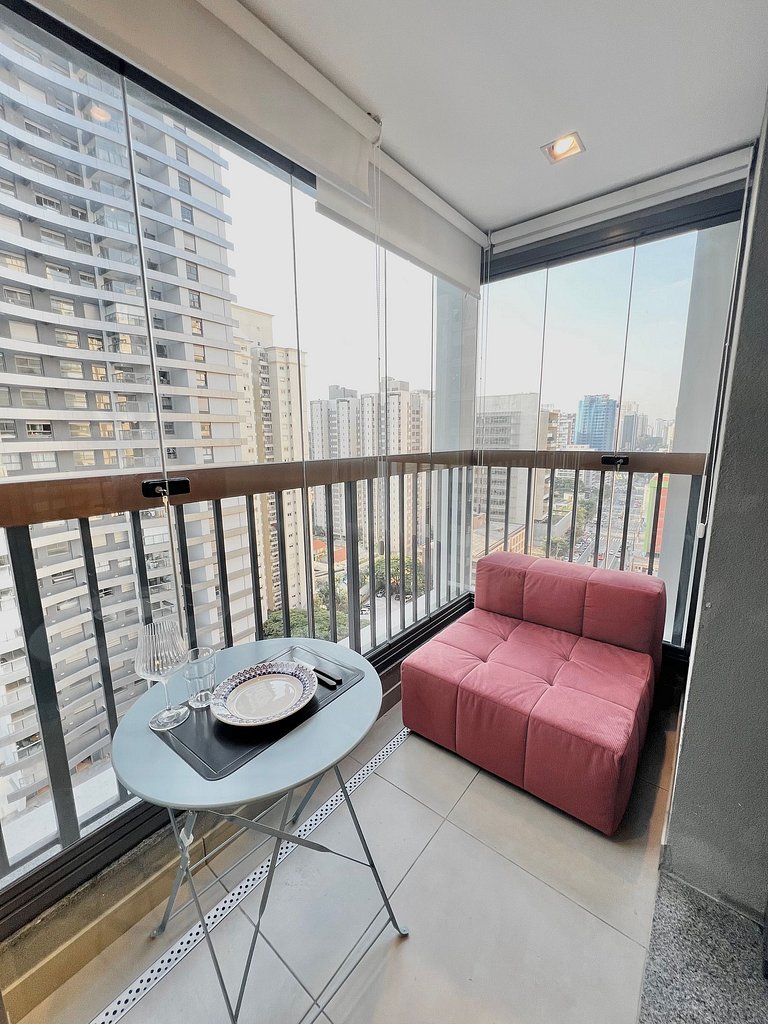 Apart cerca de la estación de metro Brooklin/Berrini.