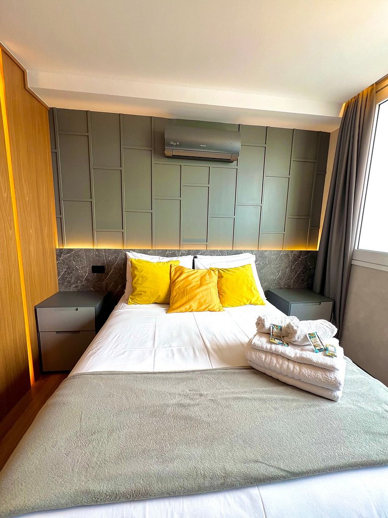 Apartamento moderno ao lado do Shopping Morumbi com Vaga