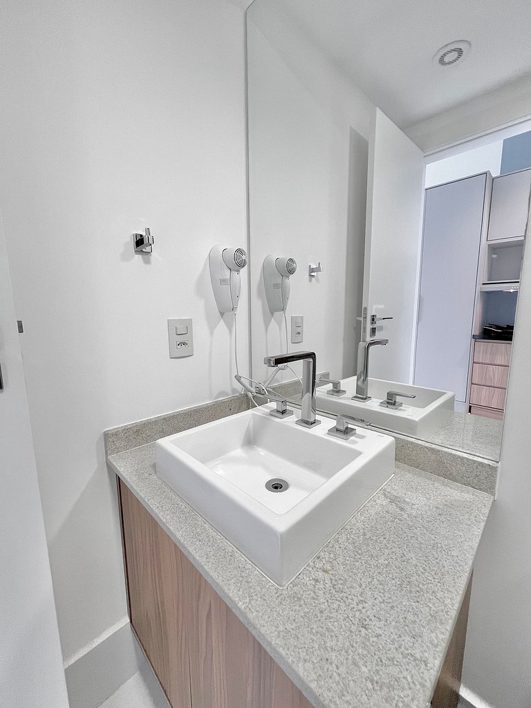 Apartamento Moderno e Estiloso - ao lado do Metrô