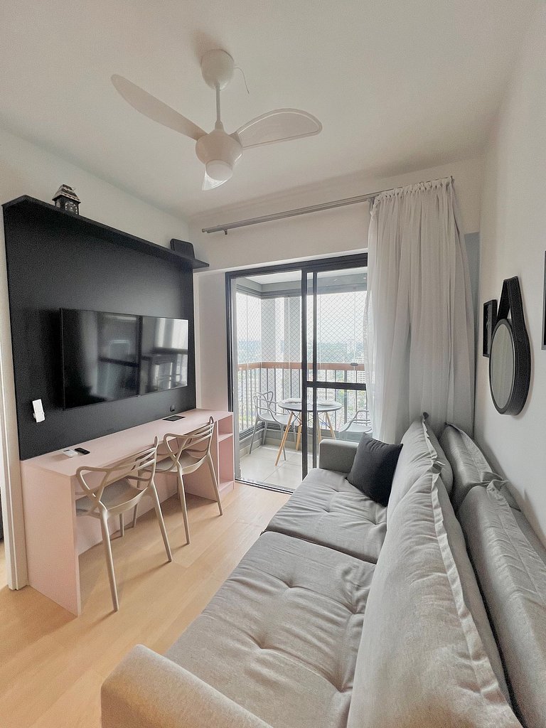 Apto prox metrô Brooklin/Berrini