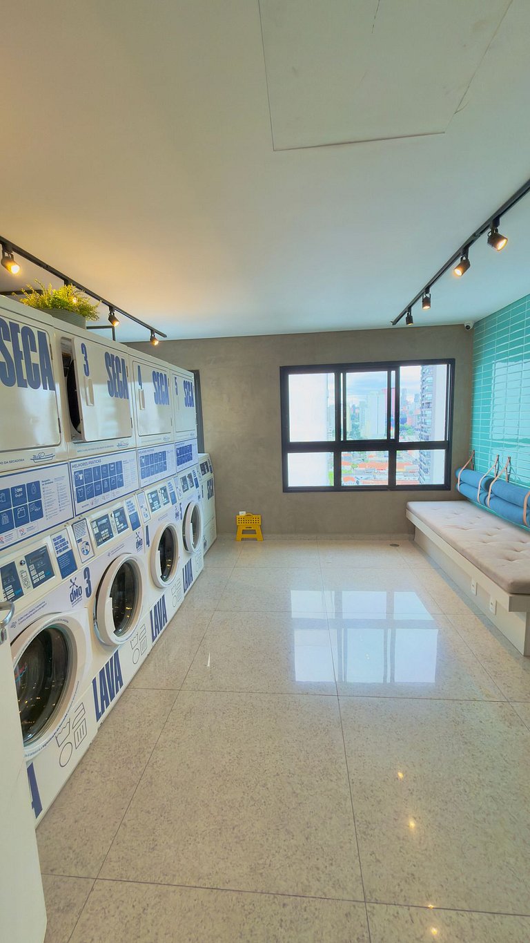 Studio Luxo na Faria Lima | B.Side