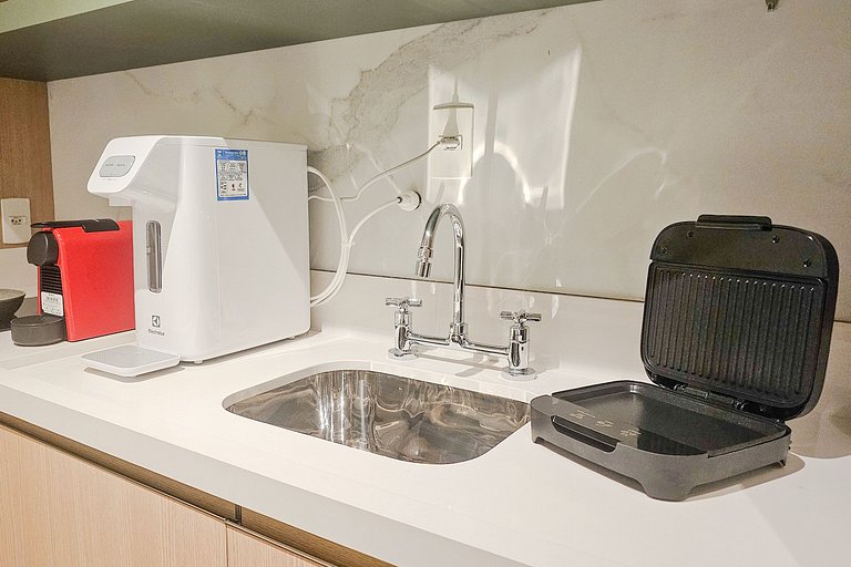 Studio Moema menos de 50m do Shopping Ibirapuera