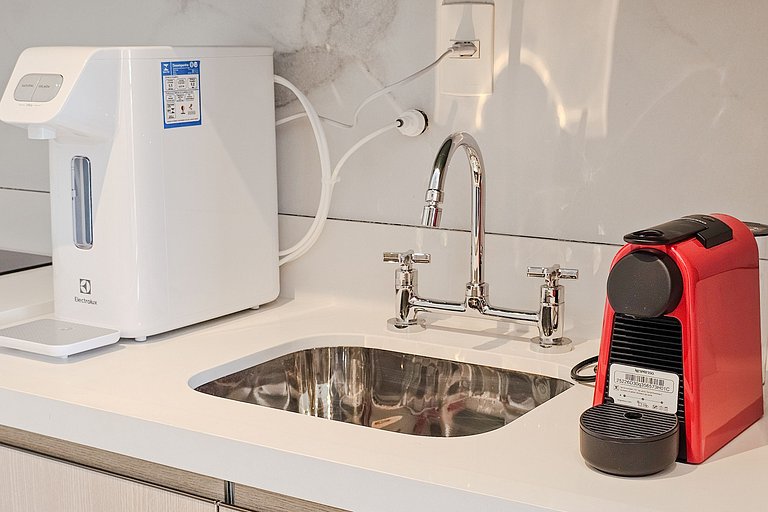 Studio Moema menos de 50m do Shopping Ibirapuera