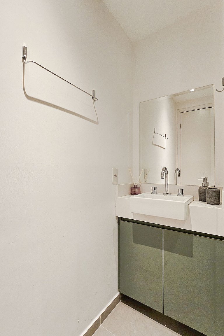 Studio Moema menos de 50m do Shopping Ibirapuera