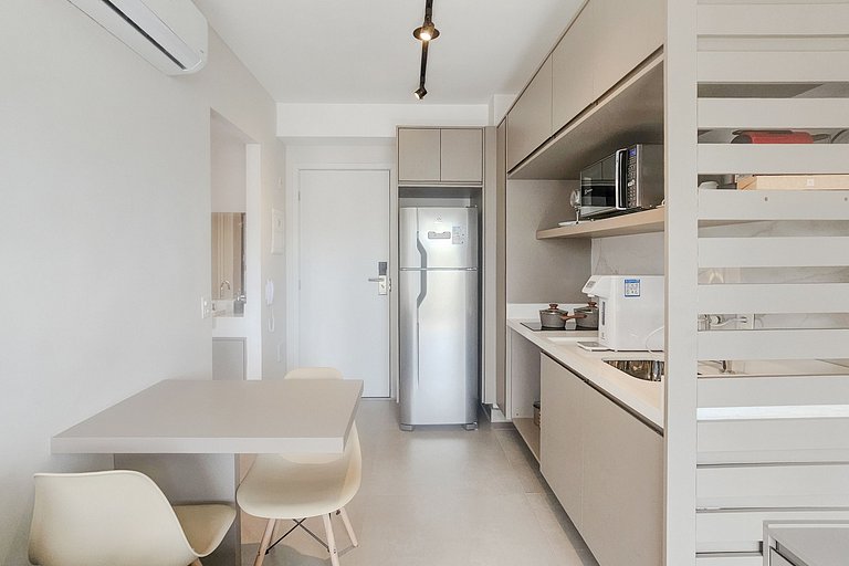 Studio Moema menos de 50m do Shopping Ibirapuera