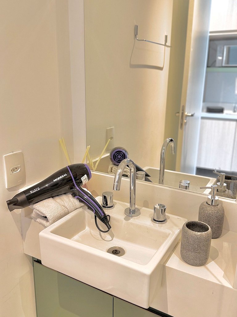 Studio Moema menos de 50m do Shopping Ibirapuera